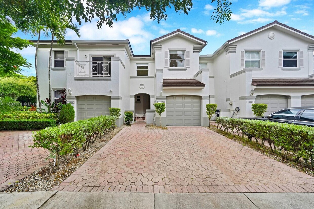 Primary Photo - 11224 NW 42nd Terrace