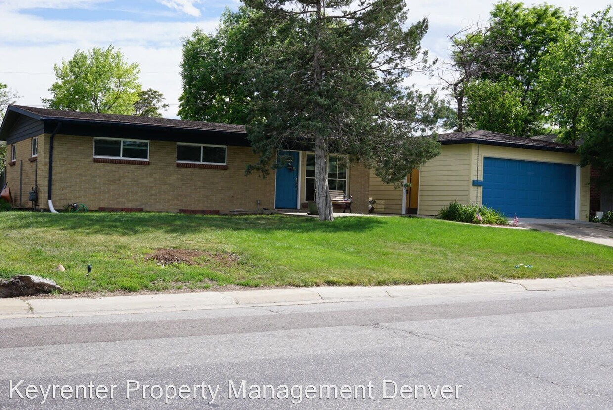 Foto principal - 3 br, 2 bath House - 9314 RIdge Rd