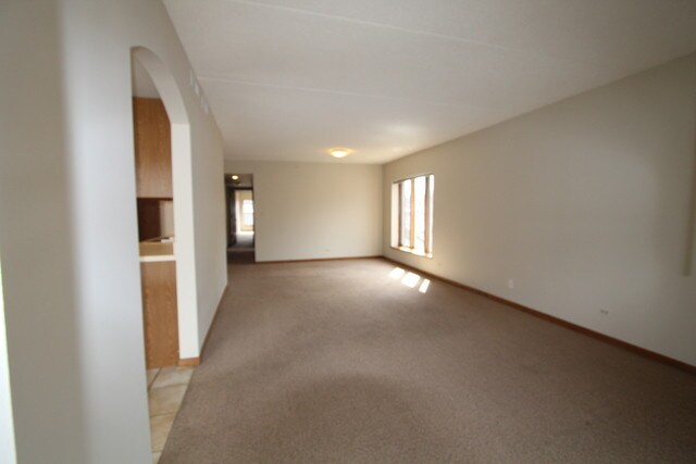 Building Photo - 6415 Elm St