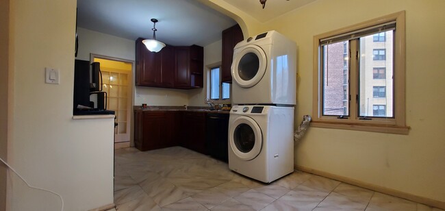 Building Photo - 37 Cass Pl
