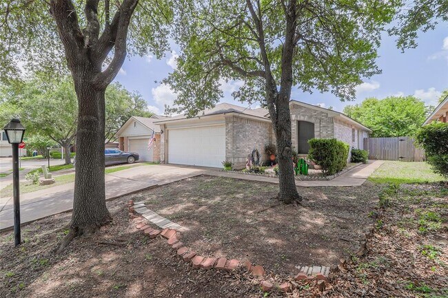 Building Photo - 1705 Friars Tale Ln