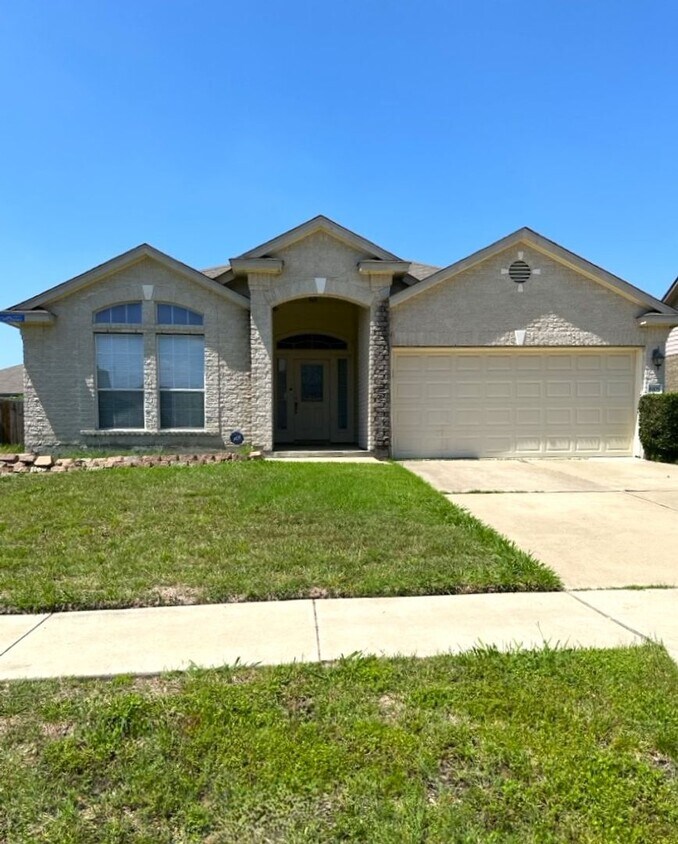 Primary Photo - 3 Bed/ 2 Bath on 6105 Emilie Ln
