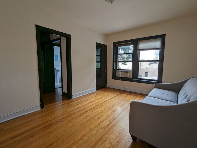 Foto del edificio - 2700 N Spaulding Ave