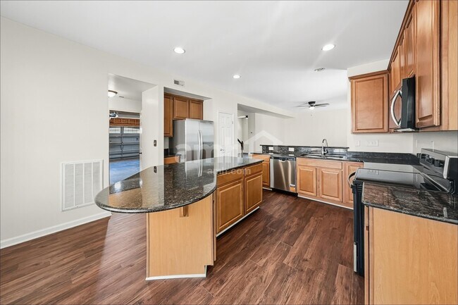 Foto del edificio - 7923 Suttonview Dr