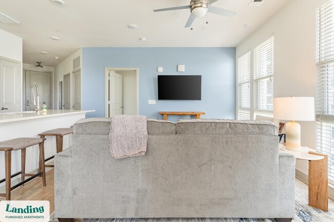 Building Photo - 1852 E Northside Dr