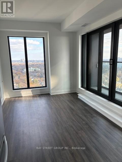 Building Photo - 20 Soudan Ave