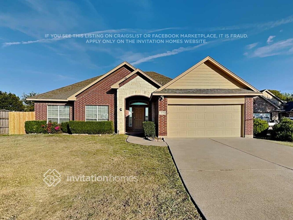 Foto principal - 2176 Rogers Ave