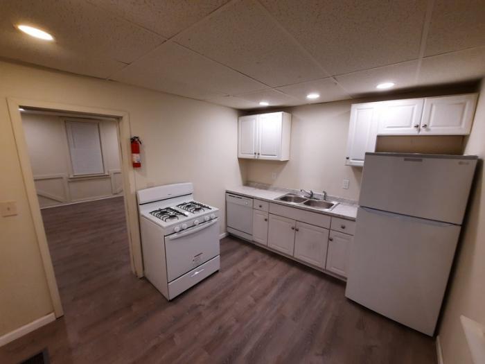 Foto principal - 3 bedroom in Pittsburgh PA 15212