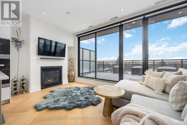 Building Photo - 365 Beech Ave