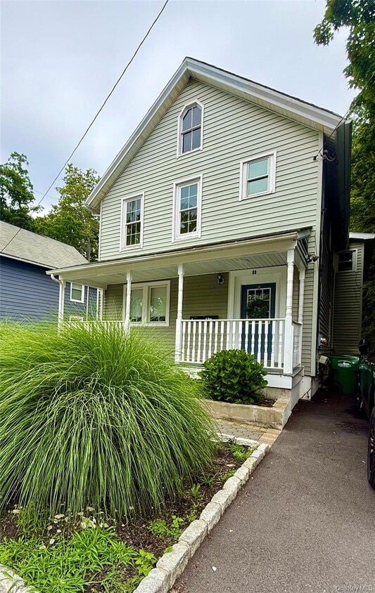 Primary Photo - 80 Teller Ave