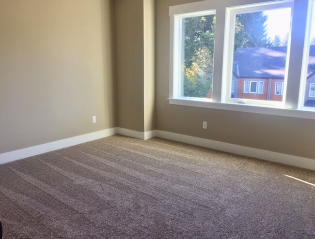 Building Photo - CHAMPION VILLAGE LUXURY TOWNHOMES IN SANDY...