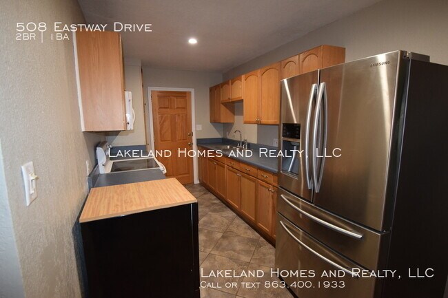 Foto del edificio - 508 Eastway Drive