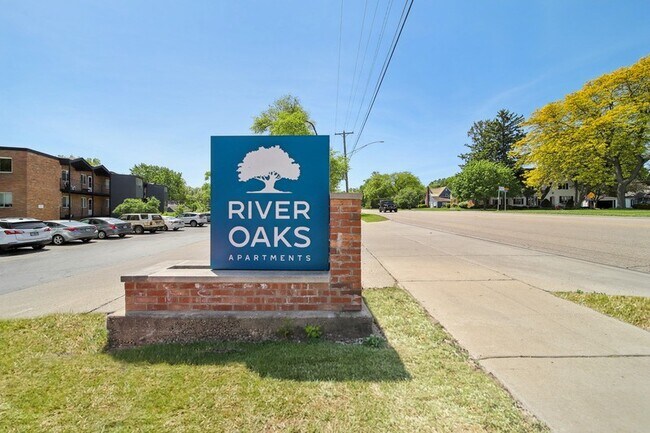 Foto del edificio - River Oaks
