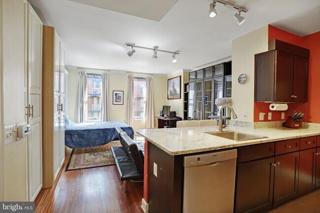 Foto del edificio - 616 E St NW