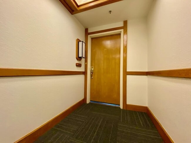 Building Photo - 3715 Terstena Pl