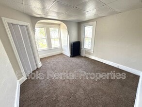 Building Photo - 230 N 3rd St Building Photo - 230 N 3rd St