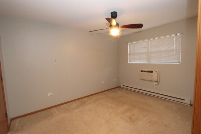 Building Photo - 430 Cunat Blvd
