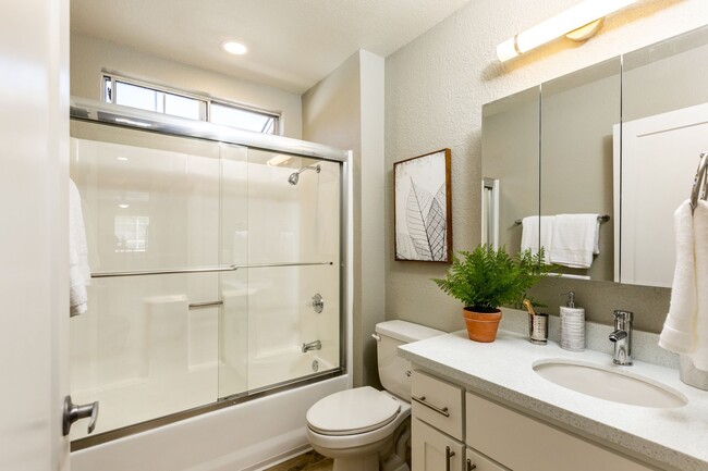 Baño - Summerview Apartments