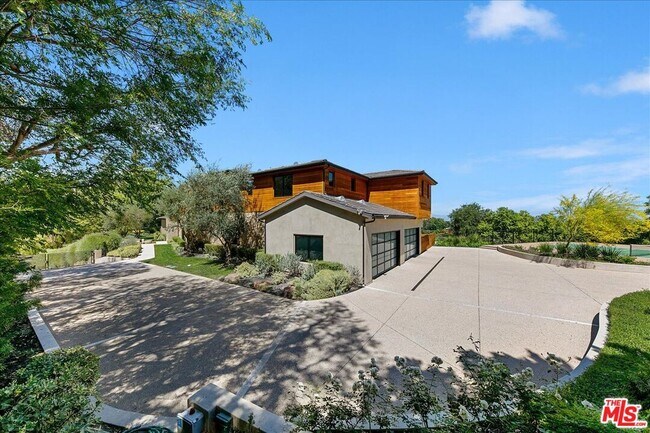 Foto del edificio - 5757 Hoback Glen Rd