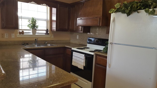 Foto del edificio - 3702 W Sarah Evans St