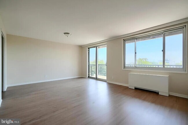 Foto del edificio - 1900 Lyttonsville Rd