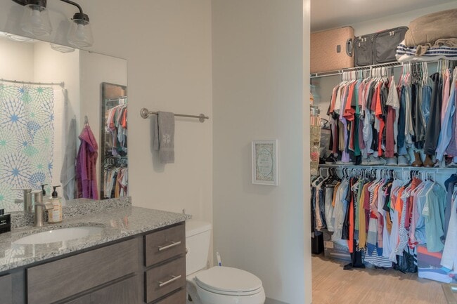 Interior Photo - Park 37