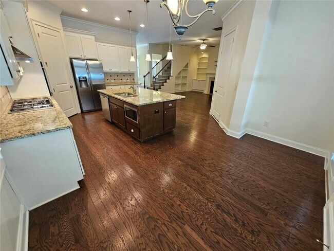 Foto del edificio - 2104 McFarlin Ln