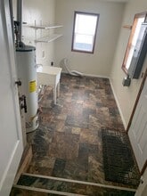 Building Photo - 918 S 1st St