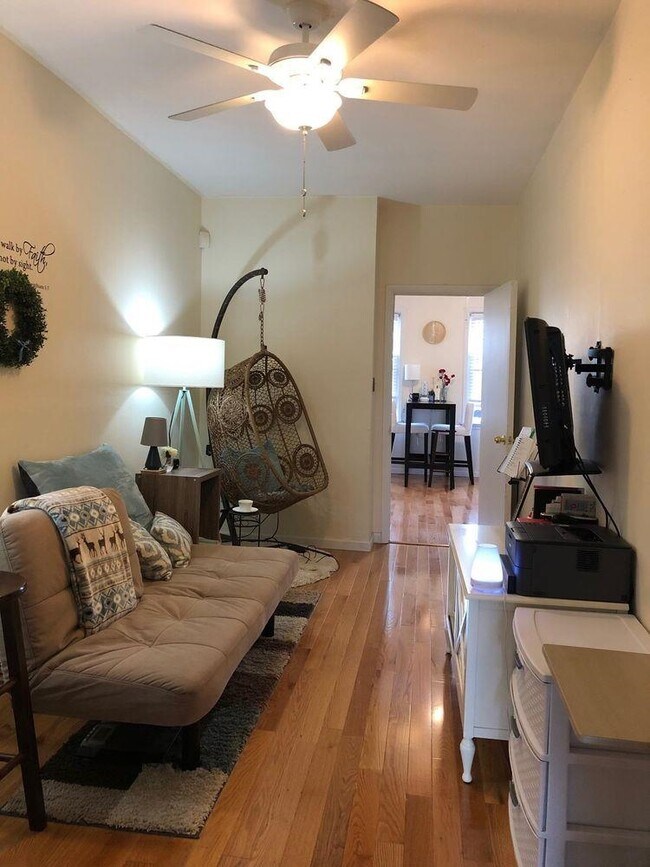 Foto del edificio - 411 Adams St