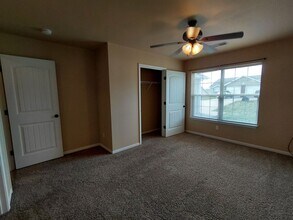 Building Photo - 184 Lyle Curtis Cir