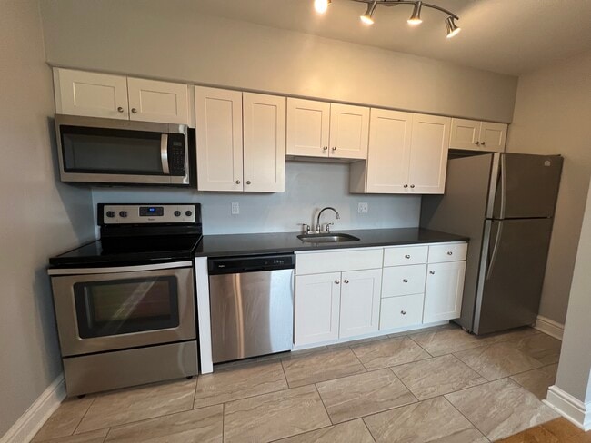 7528#8 - Penn Avenue Properties