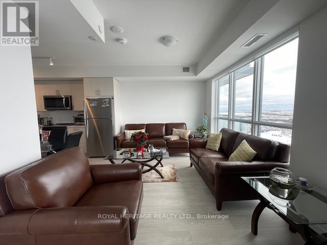 Building Photo - 2545 Simcoe St N