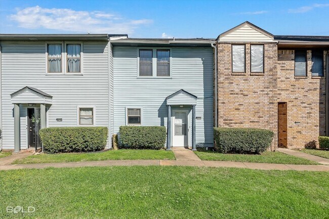 Foto del edificio - 9913 Dagger Point Ln