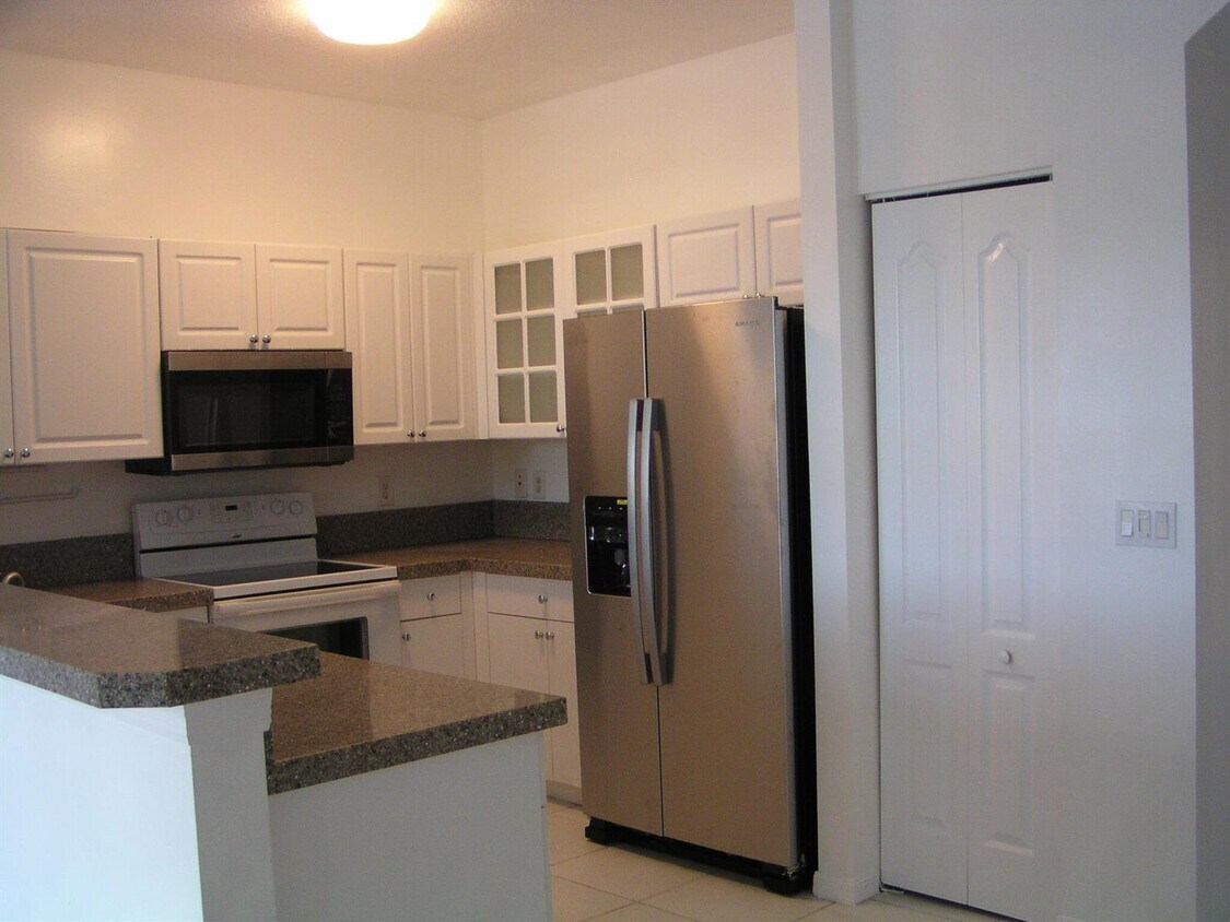 Foto principal - 312 River Bluff Ln