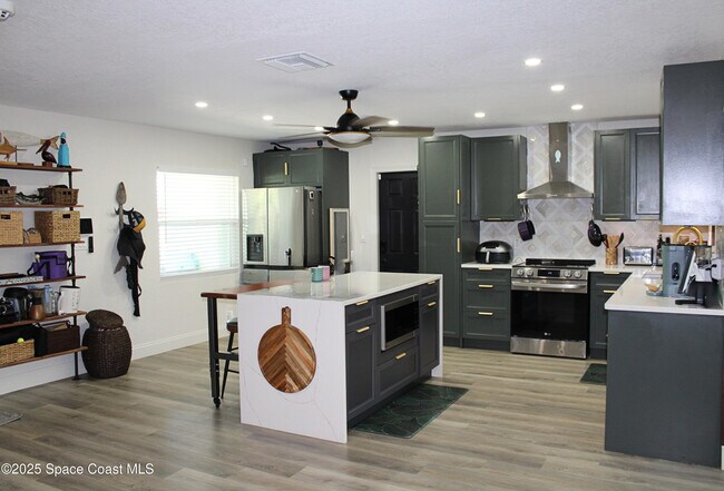 Foto del edificio - 415 N Shore Dr