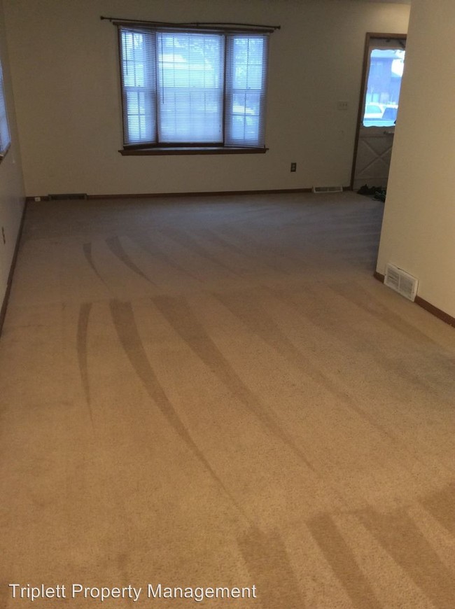 Foto del edificio - 2 br, 1 bath House - 1540 Meadowlane Avenue