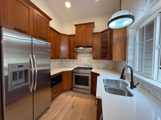 Foto del edificio - 15419 Mulberry Dr SE