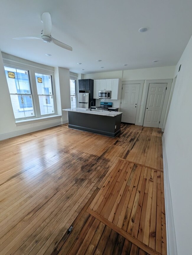 Newly renovated, modern apartment in historic Covington - Newly renovated, modern apartment in historic Covington