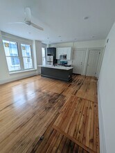 Building Photo - 521 Garrard St