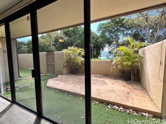 Foto del edificio - 46-70-70 Konane Pl