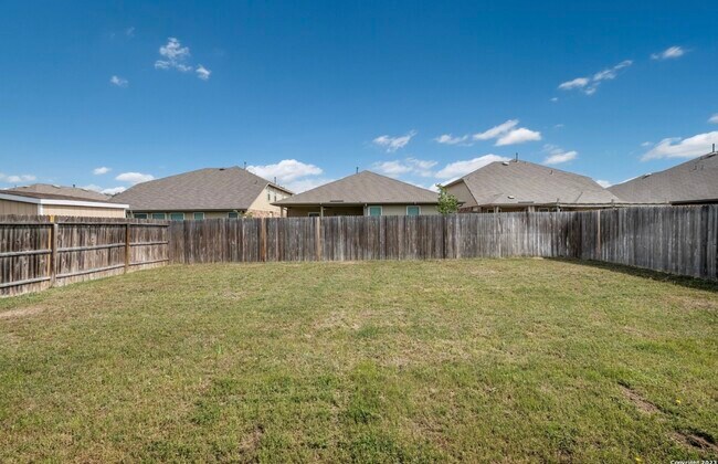Building Photo - 13819 Murphy Haven