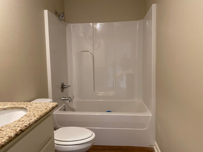 Foto del edificio - Fox Creek Townhomes