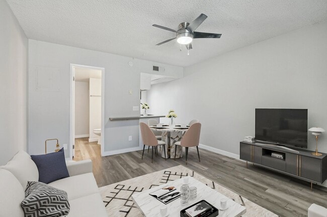 Interior Photo - Aster on University