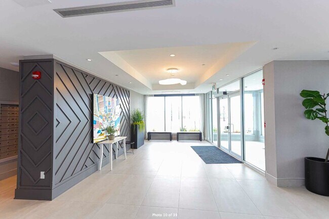Building Photo - 200 Lagerfeld Dr