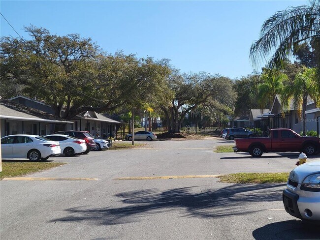 Foto del edificio - 1107 Tuskawilla Dr