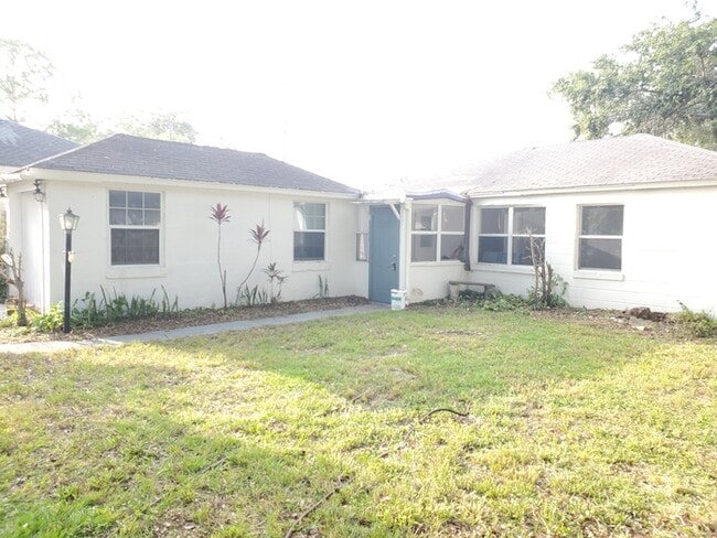Building Photo - single family