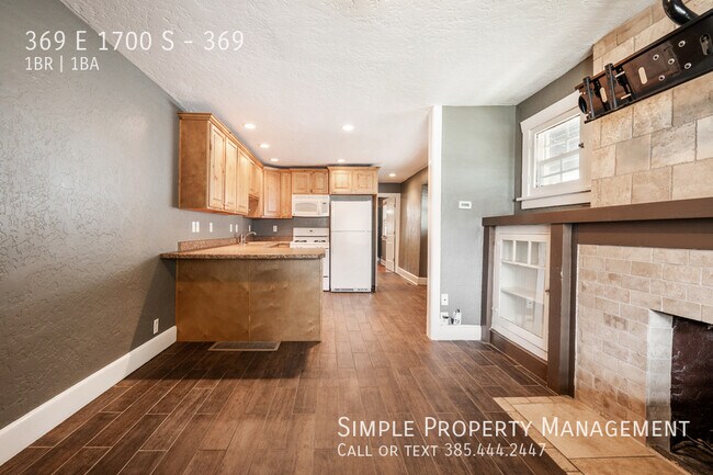 Building Photo - 1 BD Duplex at Liberty Wells!