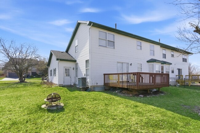 Foto del edificio - 1824 Country Hills Dr