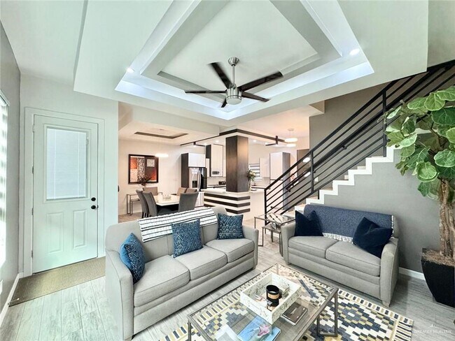 Building Photo - 26 Sequoia Ave