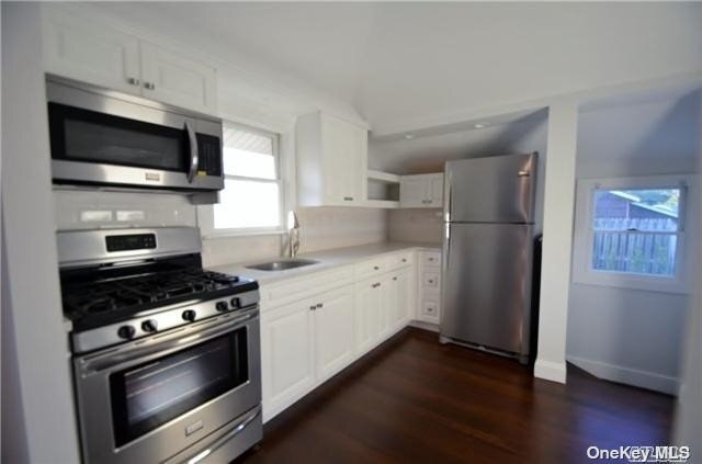 Building Photo - 43 Hillside Ave
